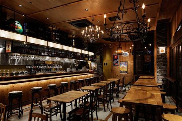 酒吧裝修中如何對吧臺進(jìn)行設(shè)計 酒吧裝修中如何對吧臺進(jìn)行設(shè)計