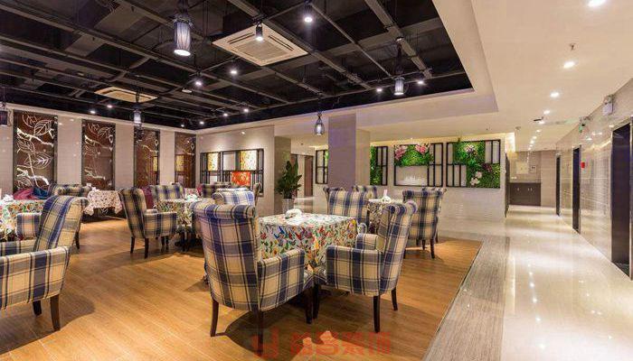 西餐廳設計之家具餐具 西餐廳設計之家具餐具