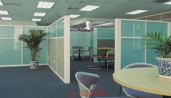 南昌辦公室簡(jiǎn)約風(fēng)格裝修應(yīng)注意哪些細(xì)節(jié)