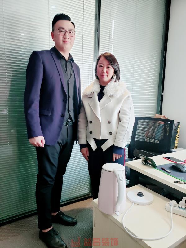 洪燕小學(xué)創(chuàng)客辦公室簽約益昌裝飾